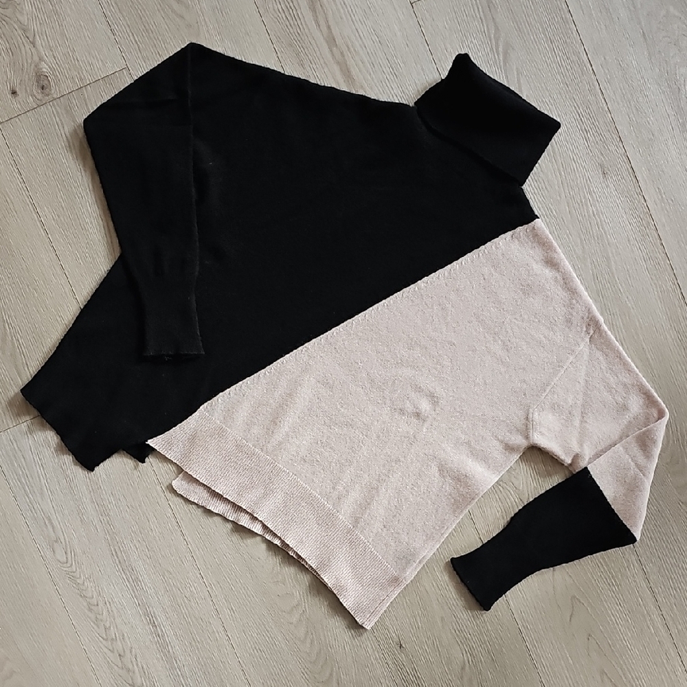 NakedCashmere Asymmetric 100% Cashmere Turtleneck Sweater, Lrg *Read Condition